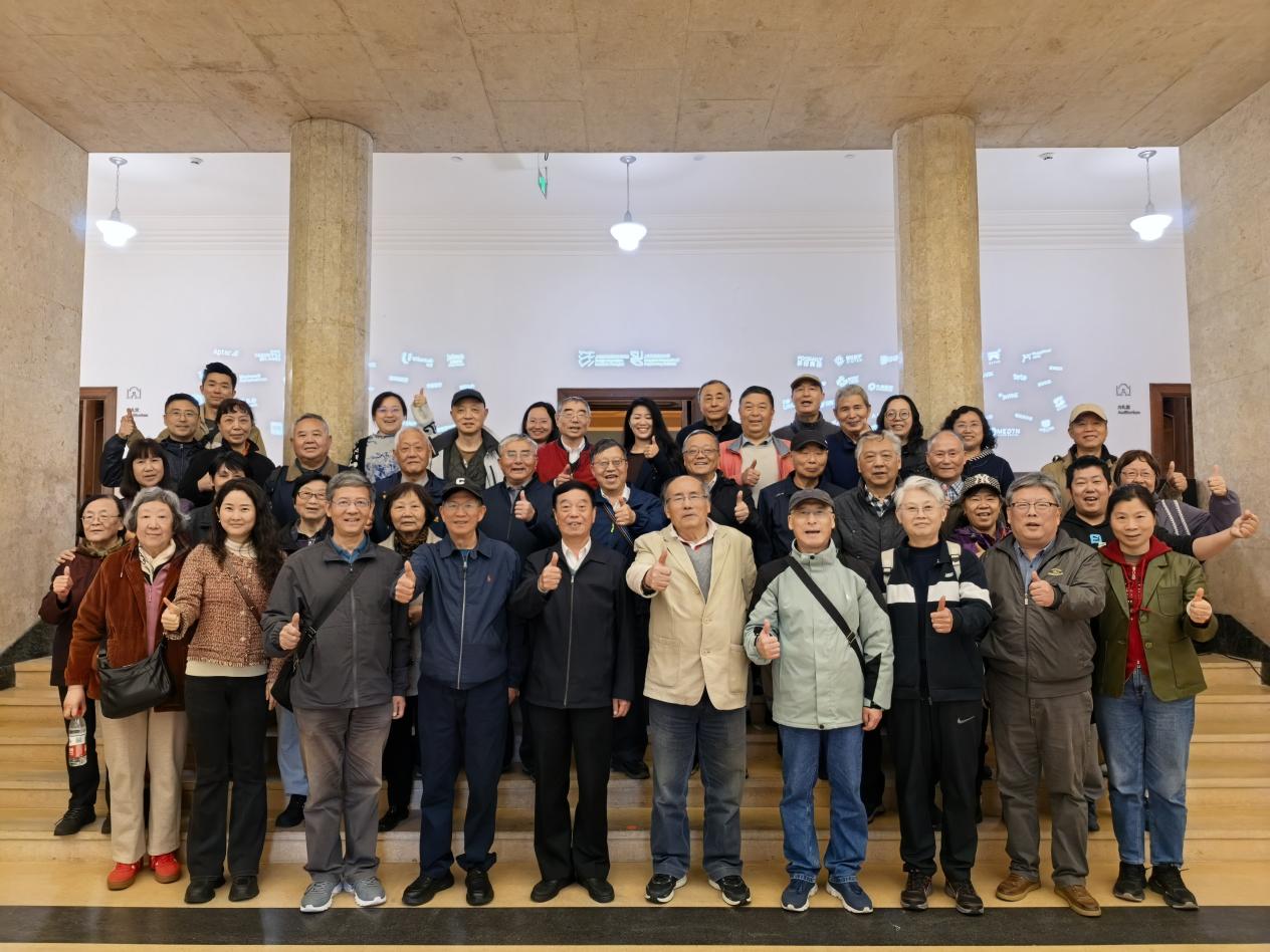 1780223119962091066.jpg 2026.5.24 工技大老教授主题参观感悟上海城市脉动_img2.jpg