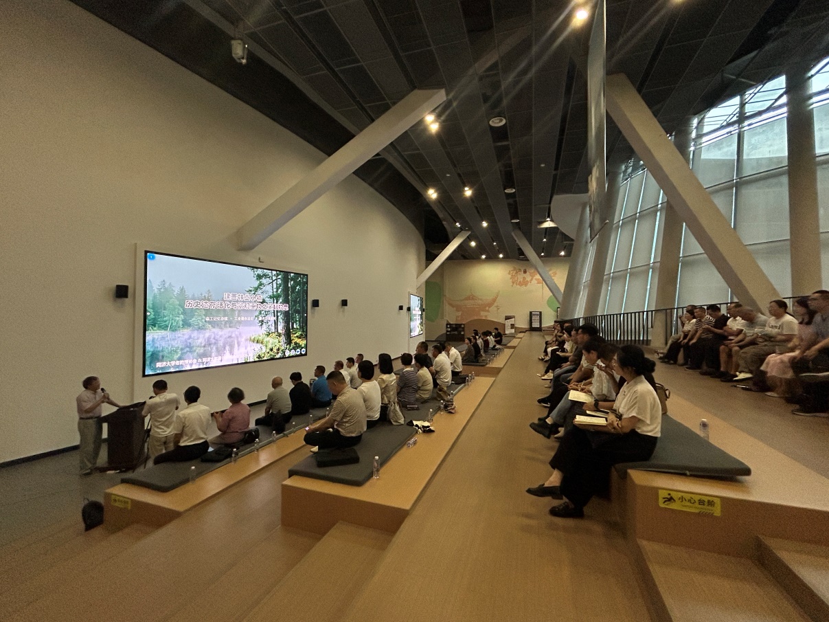 （2026.8.29）陆敏恂等考察福建顺昌、南平共商合作事宜_img3.jpg
